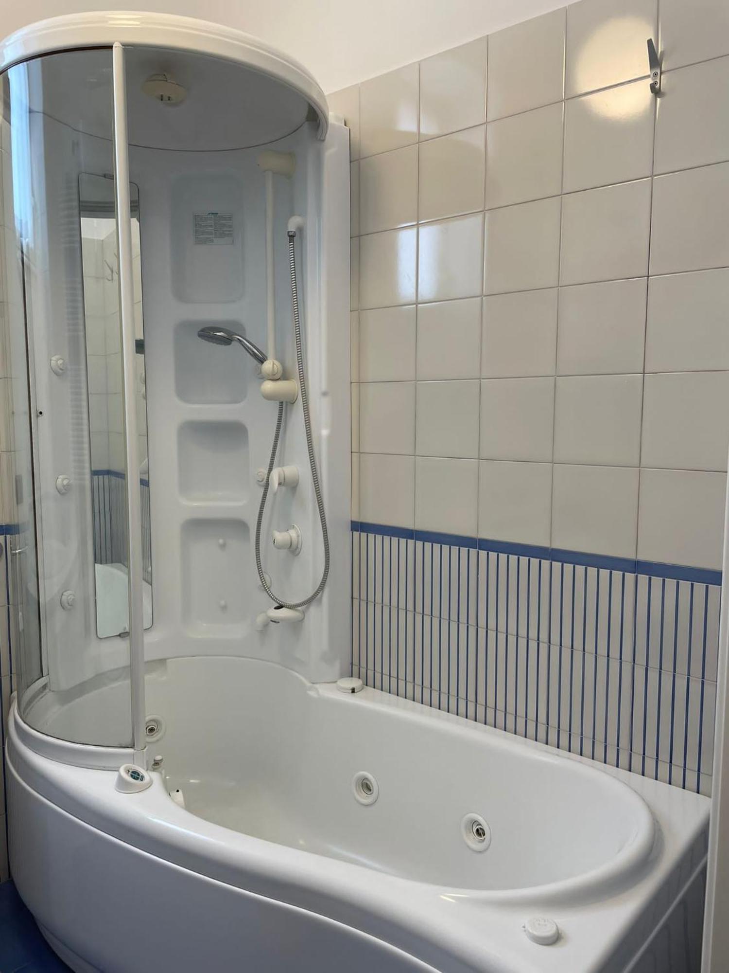 לינה וארוחת בוקר נאפולי Residenza Chiaia מראה חיצוני תמונה